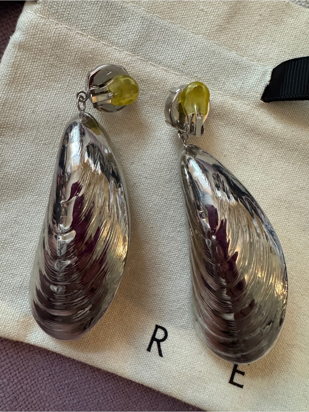 NWT AREA Crystal Mussel Drop Earrings - Picture 2 of 4